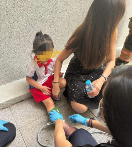 Mother & 4-year-old daughter trapped in Bukit Batok condo lift for over an hour