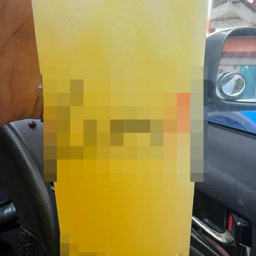 S'pore customer pays S$2.50 for lime juice in takeaway cup, plastic bag option costs S$0.80 less