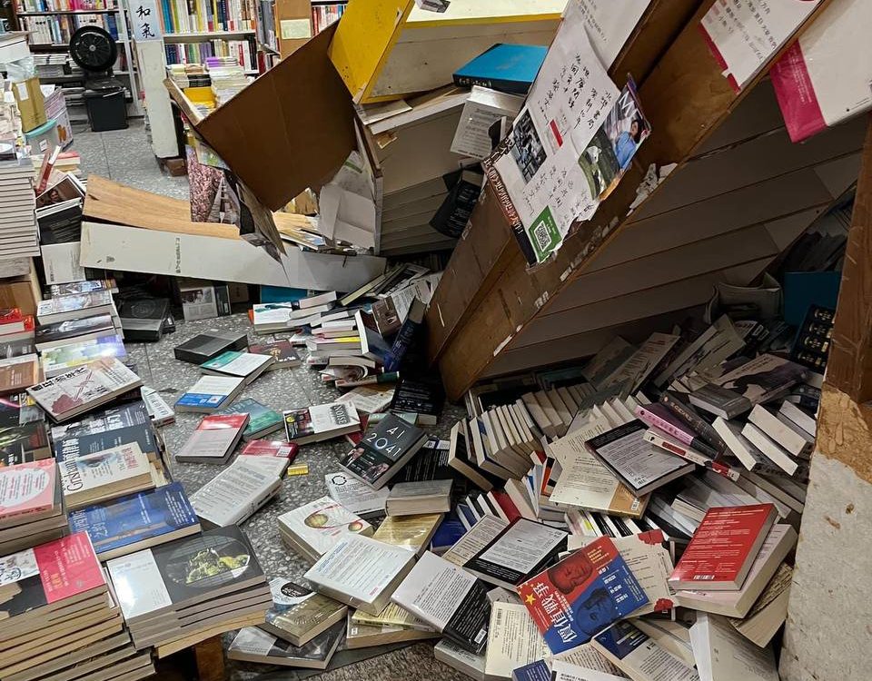 Kind samaritans step forward to help Taiwan bookstore after earthquake collapses shelves