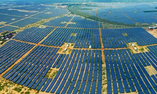 Adani Green Energy Revenue increases 33% in FY24