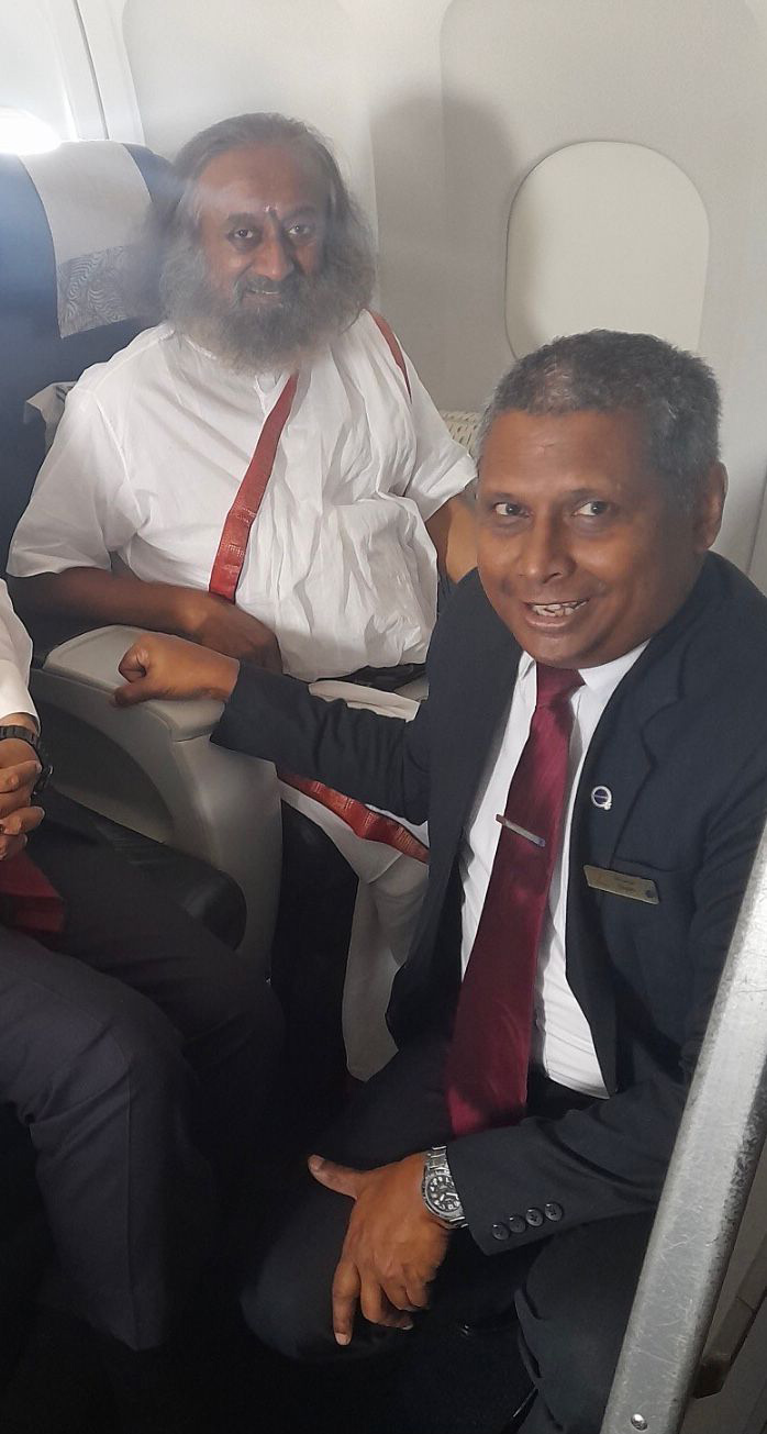 Global Spiritual Leader Gurudev Sri Sri Ravi Shankar and his 160 devotees fly SriLankan Airlines for their Sri Lanka visit