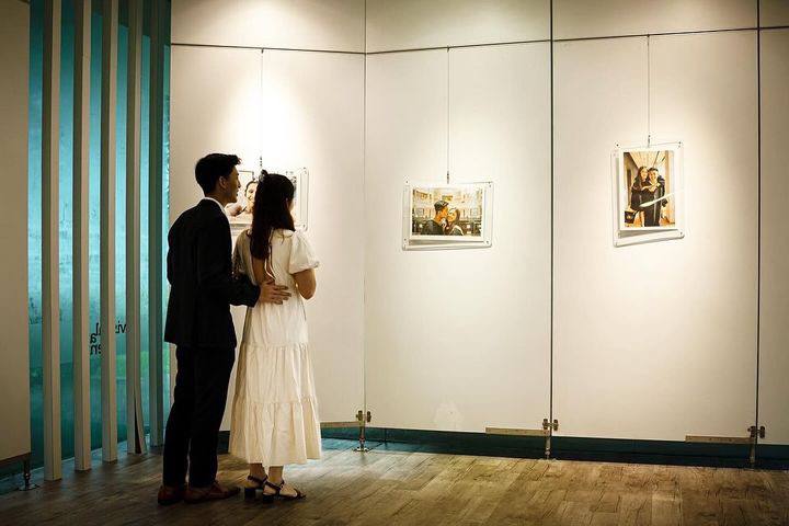 Man in S’pore spends 6 months planning Japanese art exhibition to propose to girlfriend