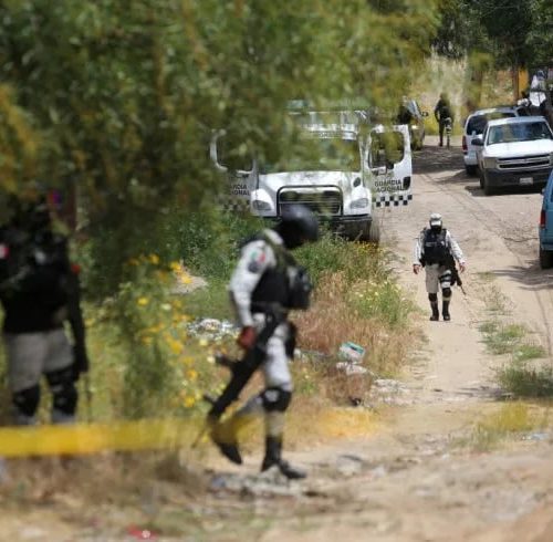 Mexican Police find suspected drug tunnel, it’s so long they need oxygen masks to reach the other end